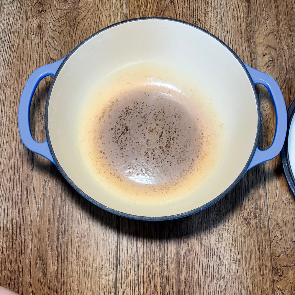 Lodge Caribbean Blue Cast Iron Large 6 Quart Enameled Dutch Oven With Lid READ - Picture 3 of 10